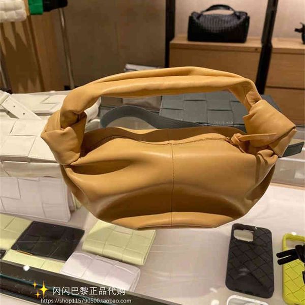 designer bags 2022 green cassette woven waist bag woven square tofu botegaass totes luxury chain vintage cassette pillow square dumpling hzx
designer bags 2022 green cassette woven waist bag woven square tofu botegaass totes luxury chain vintage cassette pillow square dumpling hzx