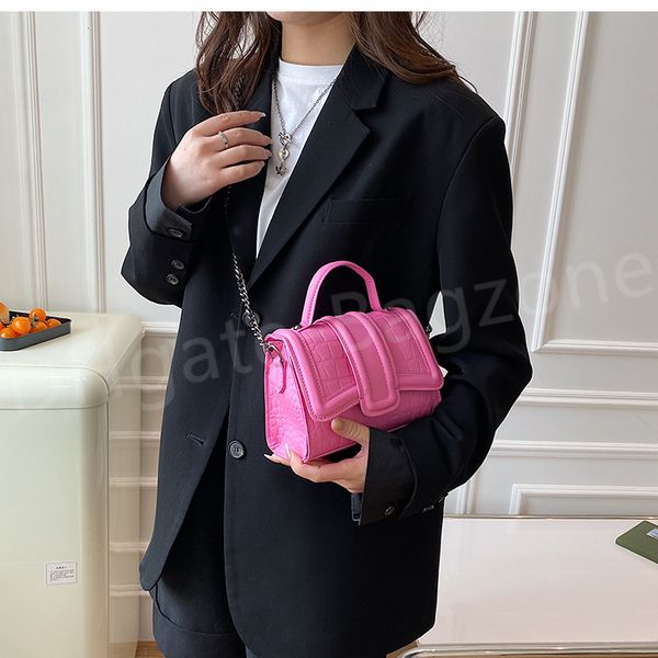 hbp shoulder bags women's 2022 new chain crossbody explosion style super portable small square bag
hbp shoulder bags women's 2022 new chain crossbody explosion style super portable small square bag