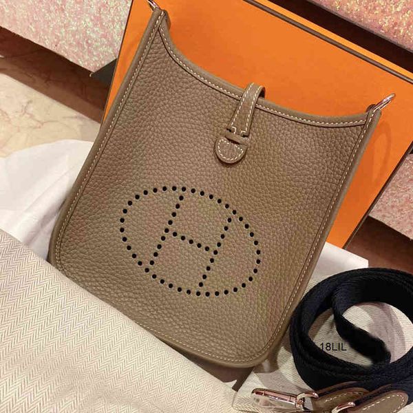 designer evelin bags herme 2022 h mini leather womens single shoulder diagonal togo bucket have
designer evelin bags herme 2022 h mini leather womens single shoulder diagonal togo bucket have