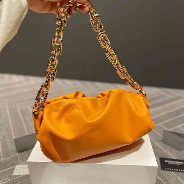 shoulder bag women crossbody bottage venates backpack purse handbags seam leather ladies metal chain classic woven messenger bag luxurys des
shoulder bag women crossbody bottage venates backpack purse handbags seam leather ladies metal chain classic woven messenger bag luxurys des