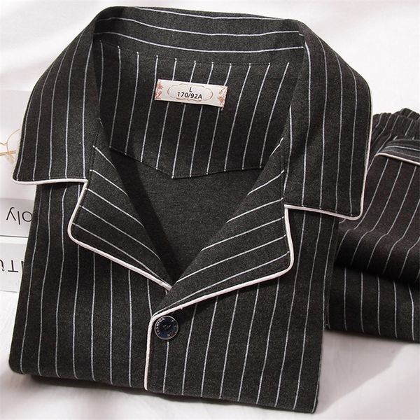 men's sleepwear winter cotton men pajamas lounge black plaid pijama man's warm bedgown home clothes 100 pure hombre pj l220920, Black;brown
men's sleepwear winter cotton men pajamas lounge black plaid pijama man's warm bedgown home clothes 100 pure hombre pj l220920, Black;brown