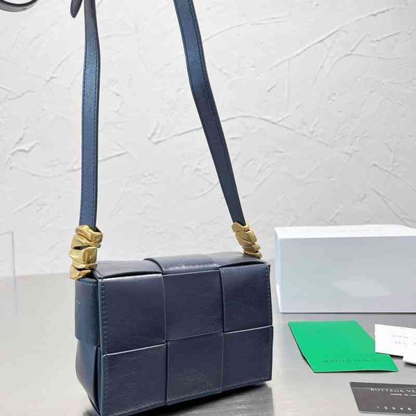 shoulder bag women crossbody bottage venates backpack purse handbags seam leather ladies metal chain classic woven messenger bag luxurys des
shoulder bag women crossbody bottage venates backpack purse handbags seam leather ladies metal chain classic woven messenger bag luxurys des