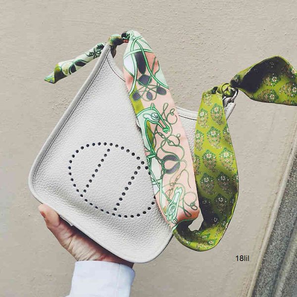 evelin bags designer tuhky brand herme hollow out bucket bag layer cow leather lychee pattern womens single shoulder
evelin bags designer tuhky brand herme hollow out bucket bag layer cow leather lychee pattern womens single shoulder