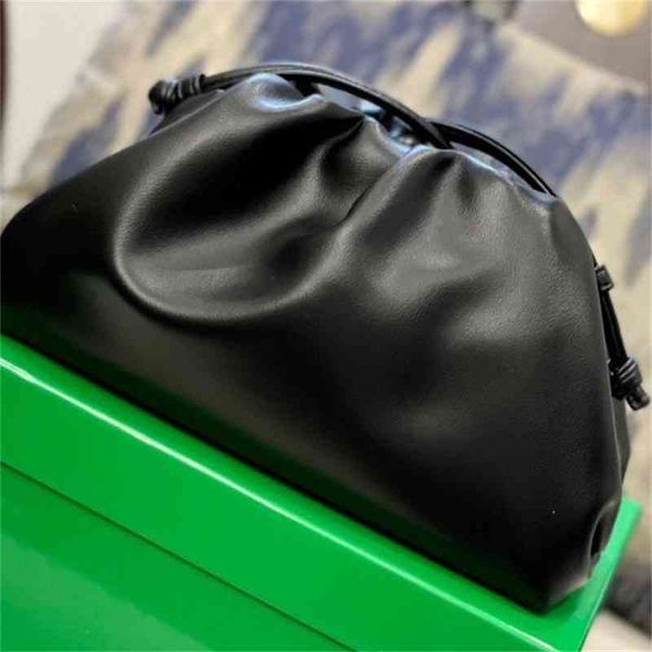 shoulder bag women crossbody bottage venates backpack purse handbags seam leather ladies metal chain classic woven messenger bag luxurys des
shoulder bag women crossbody bottage venates backpack purse handbags seam leather ladies metal chain classic woven messenger bag luxurys des