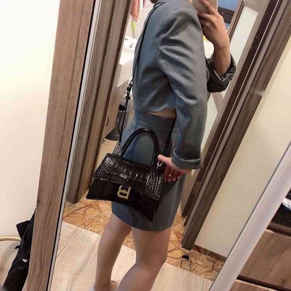 deaigner handbag balenciga bags star same women's 2022 spring and summer fashion versatile b home crocodile ho
deaigner handbag balenciga bags star same women's 2022 spring and summer fashion versatile b home crocodile ho