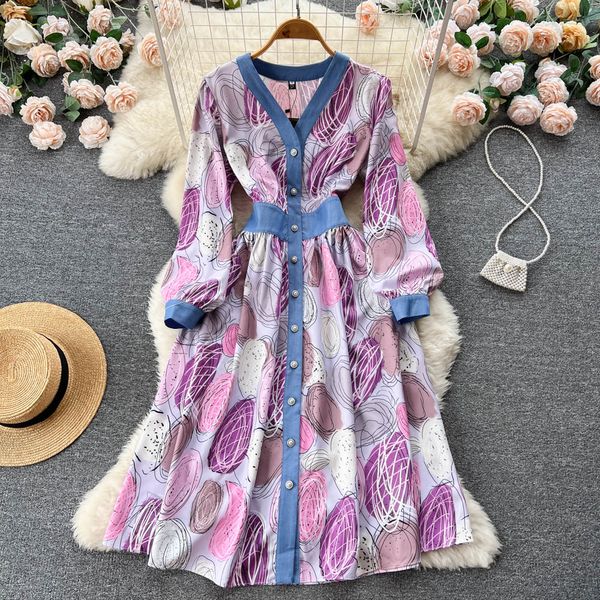 chinese retro dress national fashion printed color contrast patchwork new high-end hong kong style chic long skirt for women in spring, Black;gray
chinese retro dress national fashion printed color contrast patchwork new high-end hong kong style chic long skirt for women in spring, Black;gray