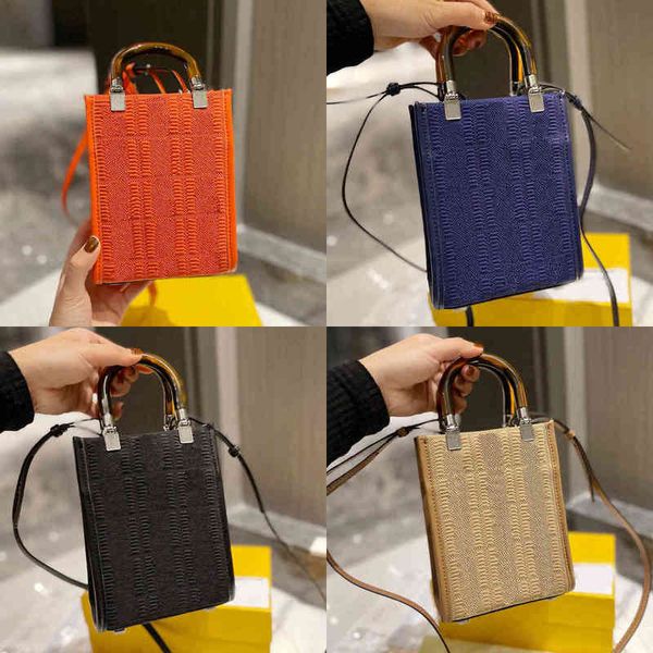 evening bag designer mini tote women embroidery handbag amber handle shoulder bags messenger crossbody clutch lady purse 220524
evening bag designer mini tote women embroidery handbag amber handle shoulder bags messenger crossbody clutch lady purse 220524