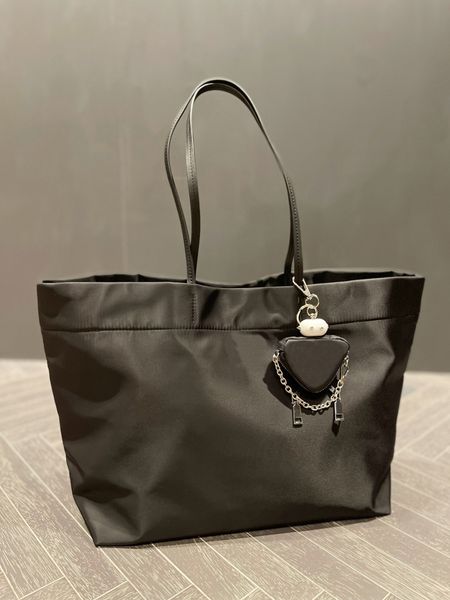 tz totes pure black nylon handbag for women luxury designers tote bag large capacity lady casual shopping bags fashion waterproof travel sho
tz totes pure black nylon handbag for women luxury designers tote bag large capacity lady casual shopping bags fashion waterproof travel sho