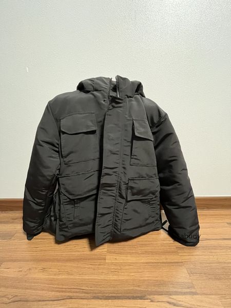 keep warm winter men down jackets parka water hooded padded jacket casual long sleeve red black label outdoor jackets with zippers
keep warm winter men down jackets parka water hooded padded jacket casual long sleeve red black label outdoor jackets with zippers