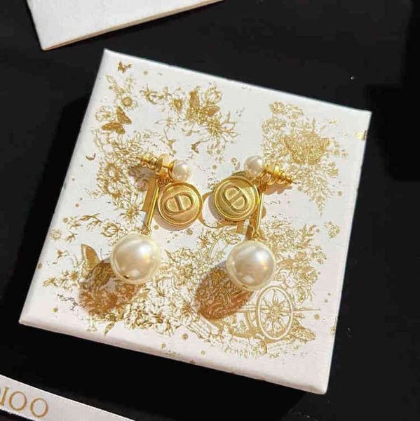charm design jewel ornament charm earring pearl circle earrings simple tassel accessories, Golden
charm design jewel ornament charm earring pearl circle earrings simple tassel accessories, Golden