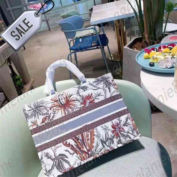 fashion women's handbags new large shopping bag classic embroidered designer tote ladies casual shoulder
fashion women's handbags new large shopping bag classic embroidered designer tote ladies casual shoulder