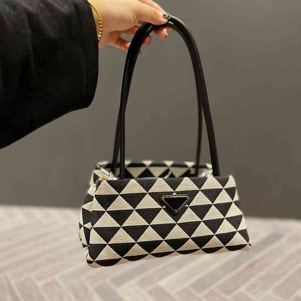 totes pbag the tote bag triangle handbag canvas designer bags women colors hand-held shoulder bag classic design crossbody fashion purses mx
totes pbag the tote bag triangle handbag canvas designer bags women colors hand-held shoulder bag classic design crossbody fashion purses mx