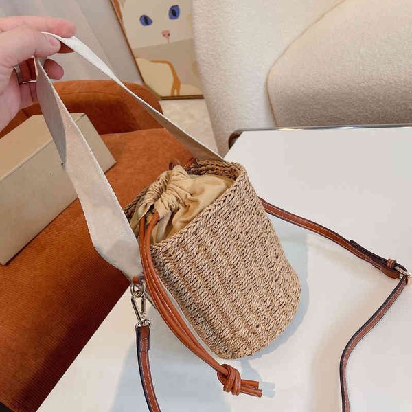 summer tote bags women handbag vacation shoulder bagss luxury designer brand crossbody female woven bucket with inner pocket 220921
summer tote bags women handbag vacation shoulder bagss luxury designer brand crossbody female woven bucket with inner pocket 220921