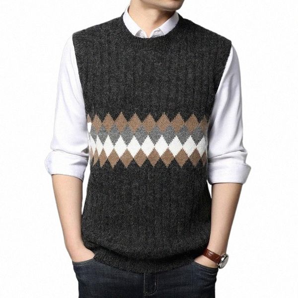 men's vests 2021 autum fashion brand knit pullover woolen sweat vest for men oneck graphic korean casual clothing1 f2bt#, Black;white
men's vests 2021 autum fashion brand knit pullover woolen sweat vest for men oneck graphic korean casual clothing1 f2bt#, Black;white