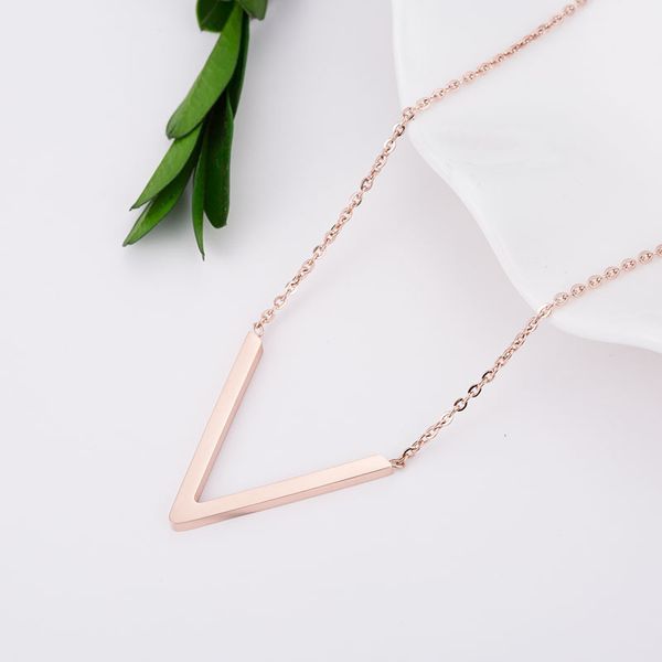 necklaces bracelet designer jewelry s925 silver v letter necklace light han edition contracted fashion luxury temperament set auger collarbo
necklaces bracelet designer jewelry s925 silver v letter necklace light han edition contracted fashion luxury temperament set auger collarbo