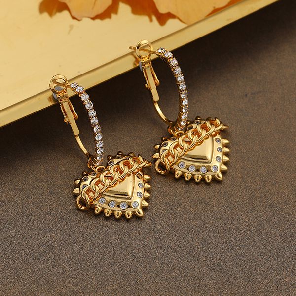 stud korean fashion net red with the same style love earrings female zircon earrings temperament all-match niche design, Golden;silver
stud korean fashion net red with the same style love earrings female zircon earrings temperament all-match niche design, Golden;silver