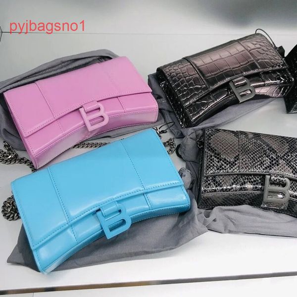 2022ss balencig shoulder bags online store leather women's 2022 new fashion chain hourglass b-button crocodile lla4
2022ss balencig shoulder bags online store leather women's 2022 new fashion chain hourglass b-button crocodile lla4