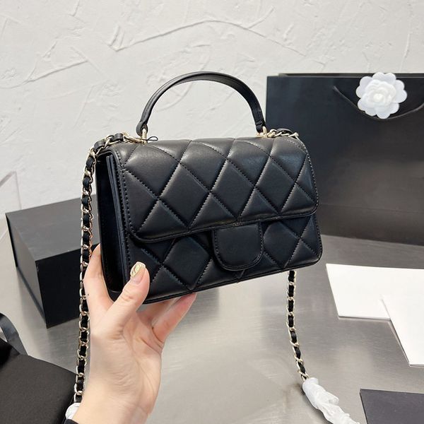 2022ss women mini classic flap crossbody bag matelasse chain genuine leather quilted retro handbag simple fashion designer bag wallet multi
2022ss women mini classic flap crossbody bag matelasse chain genuine leather quilted retro handbag simple fashion designer bag wallet multi