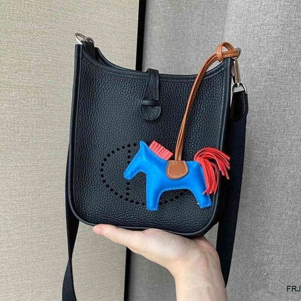 designer bags evelin herme 222 new hollow out bucket bag leather litchi pattern womens single shoulder messenger mobi
designer bags evelin herme 222 new hollow out bucket bag leather litchi pattern womens single shoulder messenger mobi