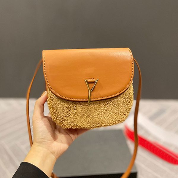 crossbody shoulder bag puffer flap messenger bags handbag women purse lamb hair plain fashion letters hasp hardware adjustable belt strap ge
crossbody shoulder bag puffer flap messenger bags handbag women purse lamb hair plain fashion letters hasp hardware adjustable belt strap ge