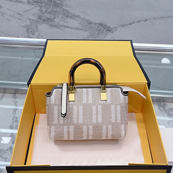 luxury saddle crossbody fends bags for womens multicolor handbag designer sling bag baguette tote shoulder purses woman 7a fashion wallet n8
luxury saddle crossbody fends bags for womens multicolor handbag designer sling bag baguette tote shoulder purses woman 7a fashion wallet n8
