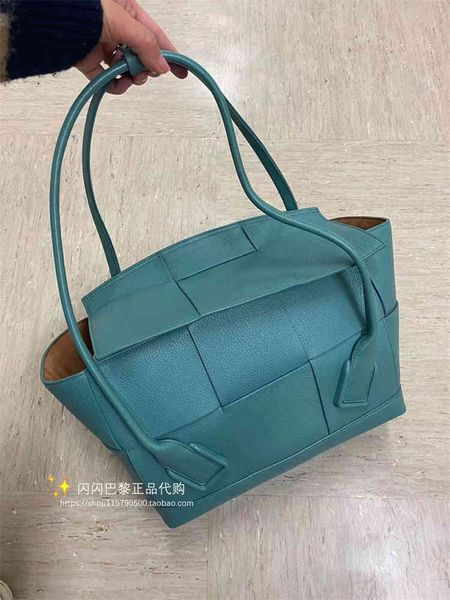 designer bags 2022 green cassette woven waist bag woven square tofu botegaass totes luxury chain vintage cassette pillow square dumpling nkn
designer bags 2022 green cassette woven waist bag woven square tofu botegaass totes luxury chain vintage cassette pillow square dumpling nkn