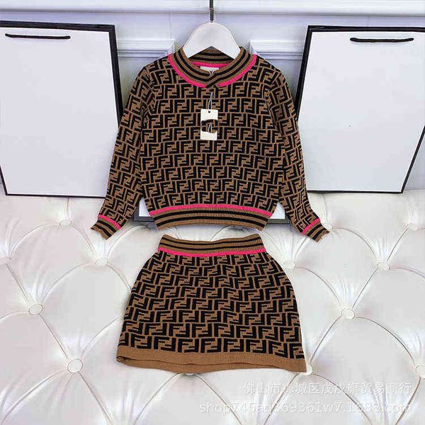 girl's dresses designer set pullover letter full print round neck long short sleeve knitted sweater hip wrap skirt two piece set, Red;yellow
girl's dresses designer set pullover letter full print round neck long short sleeve knitted sweater hip wrap skirt two piece set, Red;yellow