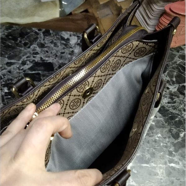 wholesale ladies shoulder bag elegant geometric printing retro handbag sweet little fresh ribbon bow fashion handbags street trend contrast
wholesale ladies shoulder bag elegant geometric printing retro handbag sweet little fresh ribbon bow fashion handbags street trend contrast