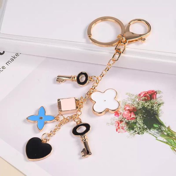 keychain boutique creative good luck four leaf clover fashion brands keyrings womens bag accessories pendant pendant car small gift charm, Silver
keychain boutique creative good luck four leaf clover fashion brands keyrings womens bag accessories pendant pendant car small gift charm, Silver