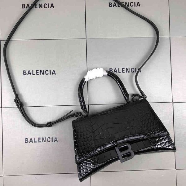designer handbag balenciga bags correct women hand bags paris crocodile pattern leather messenger cute luxurys
designer handbag balenciga bags correct women hand bags paris crocodile pattern leather messenger cute luxurys