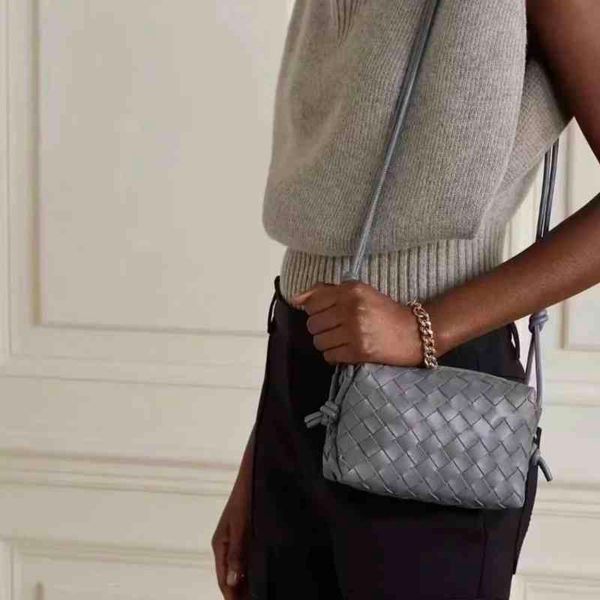 designer bags 2022 green cassette woven waist bag woven square tofu botegaass totes luxury chain vintage cassette pillow square dumpling lbe
designer bags 2022 green cassette woven waist bag woven square tofu botegaass totes luxury chain vintage cassette pillow square dumpling lbe