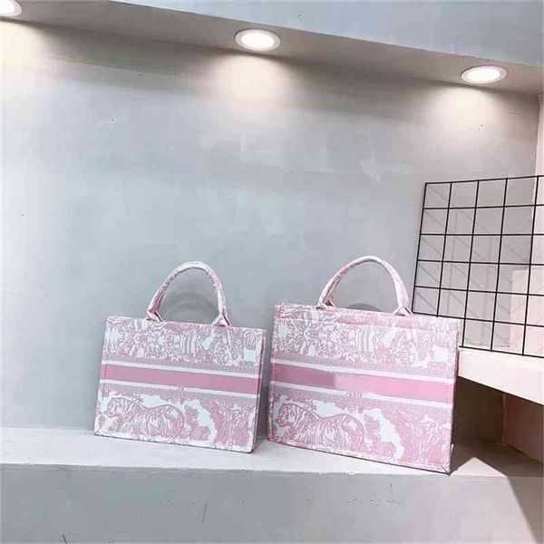 fashionable temperament letter advanced custom bag women's latest large tote capacity purses ladies luxury handbags women clutches
fashionable temperament letter advanced custom bag women's latest large tote capacity purses ladies luxury handbags women clutches