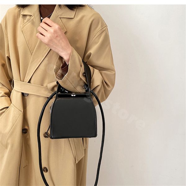 hbp shoulder bags women's 2022 new portable box small square bag crossbody shopping wallet card holder
hbp shoulder bags women's 2022 new portable box small square bag crossbody shopping wallet card holder