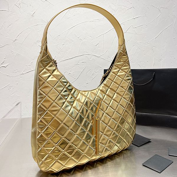 large tote bag quilting shoulder shopping bags fashion women handbags gold letter hardware magnetic buckle leather denim bag removable chain
large tote bag quilting shoulder shopping bags fashion women handbags gold letter hardware magnetic buckle leather denim bag removable chain