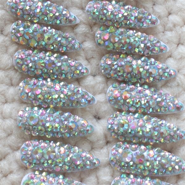 false nails full diamond 24pcs ultra long pointed oval false nail slim art salon nail crystal diamond nail white 220921, Red;gold
false nails full diamond 24pcs ultra long pointed oval false nail slim art salon nail crystal diamond nail white 220921, Red;gold