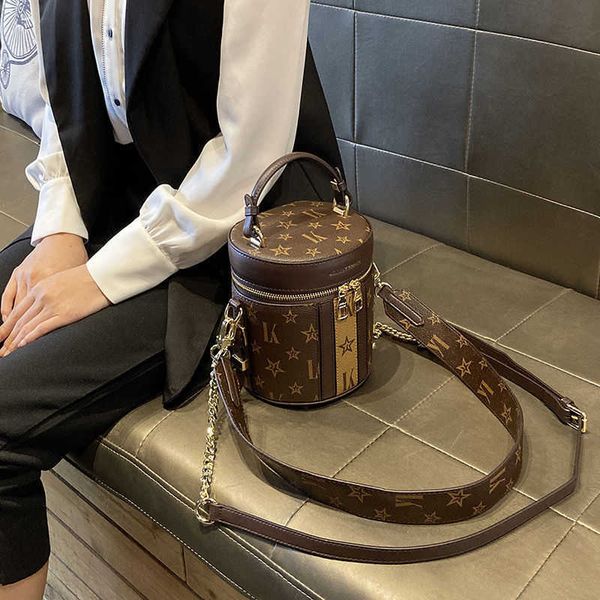 waist bags fashion cylinder bag women 2021 new fashion old flower youth bucket bag one shoulder crossbody bucket women's bag
waist bags fashion cylinder bag women 2021 new fashion old flower youth bucket bag one shoulder crossbody bucket women's bag