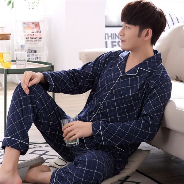 men's sleepwear arrival fashion men sleeping cloths turn down collar dark blue plaid coat 220920, Black;brown
men's sleepwear arrival fashion men sleeping cloths turn down collar dark blue plaid coat 220920, Black;brown