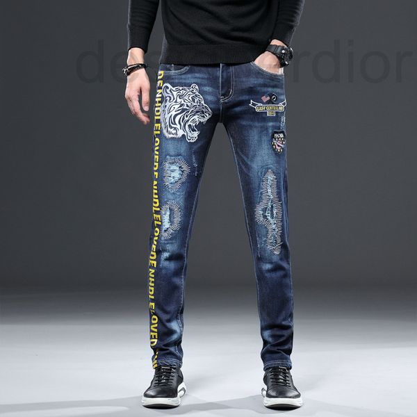 men's jeans designer new jeans autumn and winter tiger head embroidery personalized blue stretch pants fashion h9w1
men's jeans designer new jeans autumn and winter tiger head embroidery personalized blue stretch pants fashion h9w1