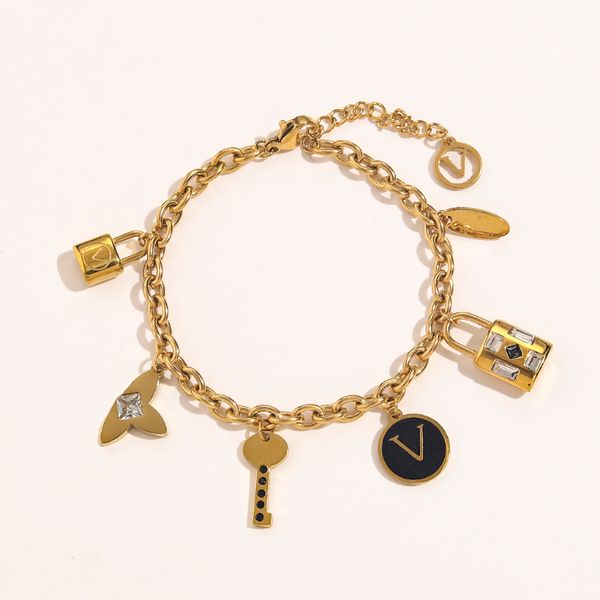 2022 new fashionable classic bracelets women bangle gold plated stainless steel crstal love gift wristband cuff chain designer, Black
2022 new fashionable classic bracelets women bangle gold plated stainless steel crstal love gift wristband cuff chain designer, Black