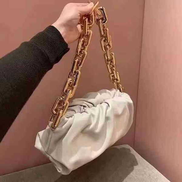 shoulder bag women crossbody bottage venates backpack purse handbags seam leather ladies metal chain classic woven messenger bag luxurys des
shoulder bag women crossbody bottage venates backpack purse handbags seam leather ladies metal chain classic woven messenger bag luxurys des