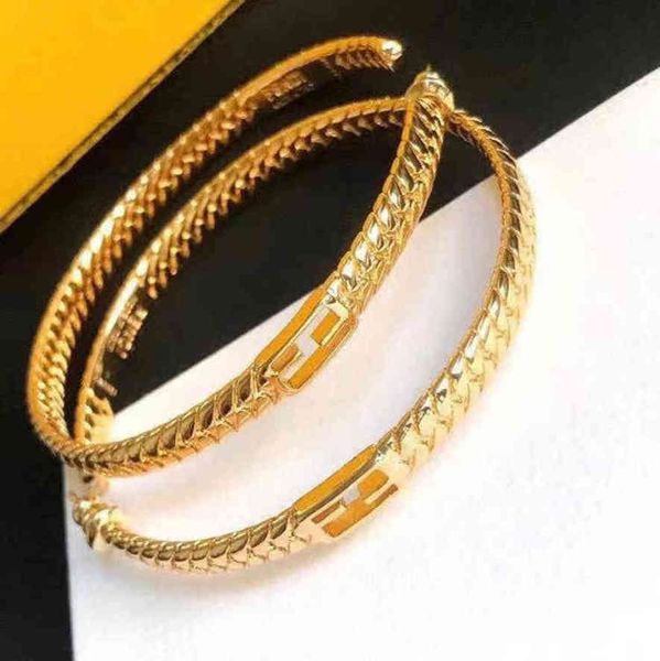 stud buy only s925 silver needle round earrings catwalk style fashion earrings jewel, Golden;silver
stud buy only s925 silver needle round earrings catwalk style fashion earrings jewel, Golden;silver