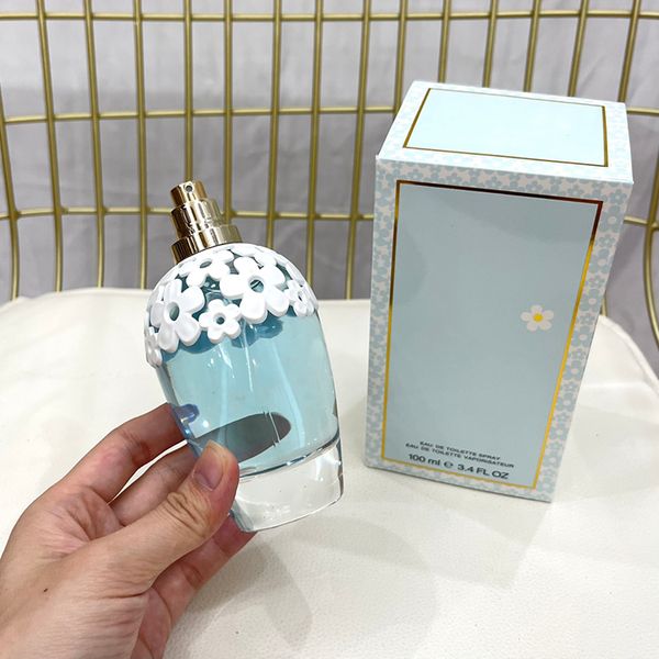 perfumes fragrances for woman perfume girly sweet spray 100ml edt floral fruity notes counter edition and fast delivery highest quality
perfumes fragrances for woman perfume girly sweet spray 100ml edt floral fruity notes counter edition and fast delivery highest quality