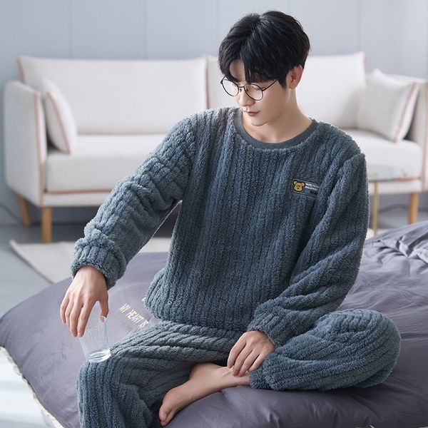 men's sleepwear winter thick flannel pajamas set plus size gray cartoon long sleeve warm fleece casual velvet homewear 220920, Black;brown
men's sleepwear winter thick flannel pajamas set plus size gray cartoon long sleeve warm fleece casual velvet homewear 220920, Black;brown