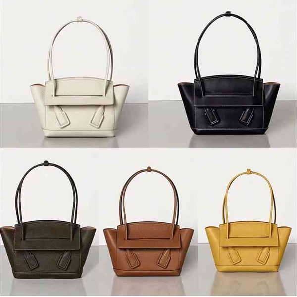 shoulder bag women crossbody bottage venates backpack purse handbags seam leather ladies metal chain classic woven messenger bag luxurys des
shoulder bag women crossbody bottage venates backpack purse handbags seam leather ladies metal chain classic woven messenger bag luxurys des