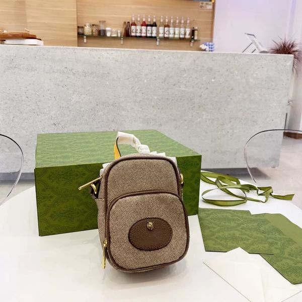 3 styles small shoulder bag fashion mobile phone bags for men and women handbag backpack designer totes coin purse letter print design, Black;red
3 styles small shoulder bag fashion mobile phone bags for men and women handbag backpack designer totes coin purse letter print design, Black;red