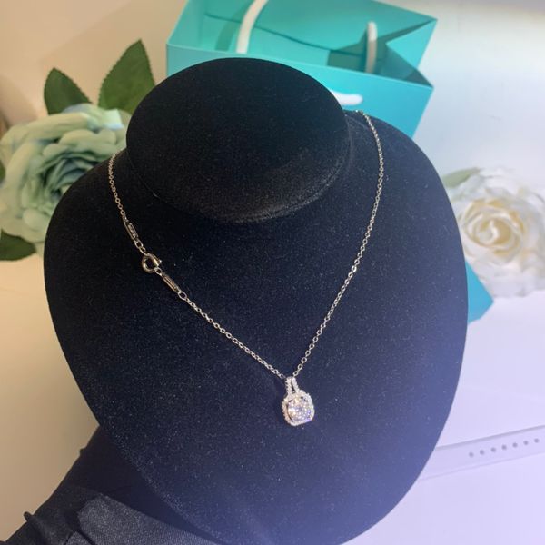 luxurys designers pendant necklaces designer necklaces luxury jewelry couple style for women wedding accessories good nice, Silver
luxurys designers pendant necklaces designer necklaces luxury jewelry couple style for women wedding accessories good nice, Silver