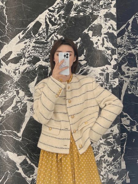 women's jackets designer the right version aw22 new light apricot stripe round neck loose ce coat, Black;brown
women's jackets designer the right version aw22 new light apricot stripe round neck loose ce coat, Black;brown