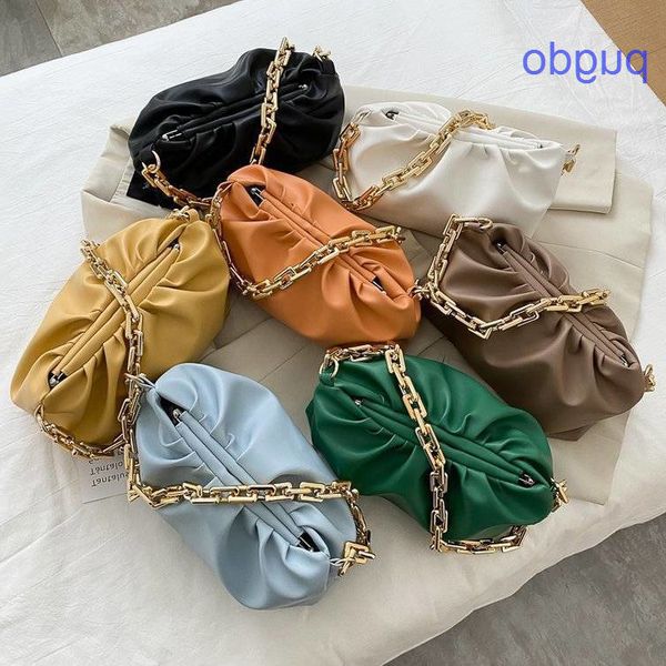 bottegas luxury designer bottegas mini pouch handbags venetas online sale bag autumn versatile fairy pleated cloud lady have 0bko
bottegas luxury designer bottegas mini pouch handbags venetas online sale bag autumn versatile fairy pleated cloud lady have 0bko