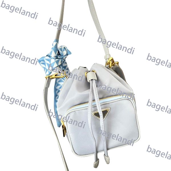 fashion brand backpack woman bag classic black white fashion leather travel bags designer buckle tie rope backpacks 5colors
fashion brand backpack woman bag classic black white fashion leather travel bags designer buckle tie rope backpacks 5colors
