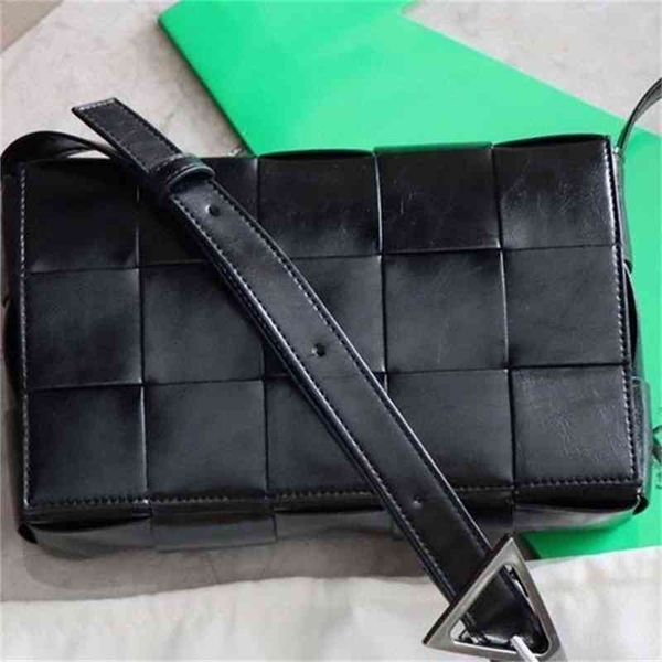 shoulder bag women crossbody bottage venates backpack purse handbags seam leather ladies metal chain classic woven messenger bag luxurys des
shoulder bag women crossbody bottage venates backpack purse handbags seam leather ladies metal chain classic woven messenger bag luxurys des
